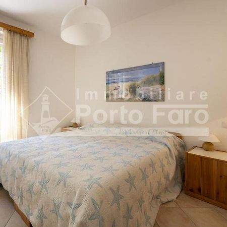 2 Pineta - Ampio Quadrilocale Sulla Spiaggia Di Porto Faro Palau Exteriér fotografie